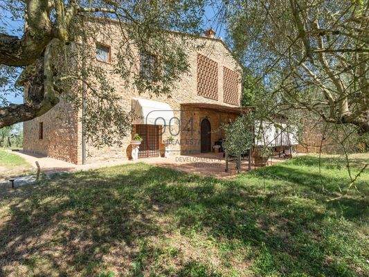 Exklusives toskanisches Landhaus mit Panoramablick auf die Türme von San Gimignano