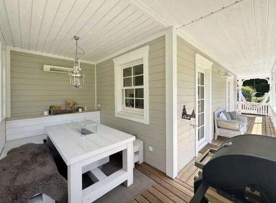 Veranda fast umlaufend 