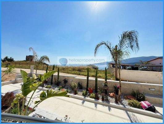 b93d899f49e64986969e87d513e157f6-original