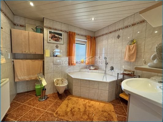 Badezimmer im EG