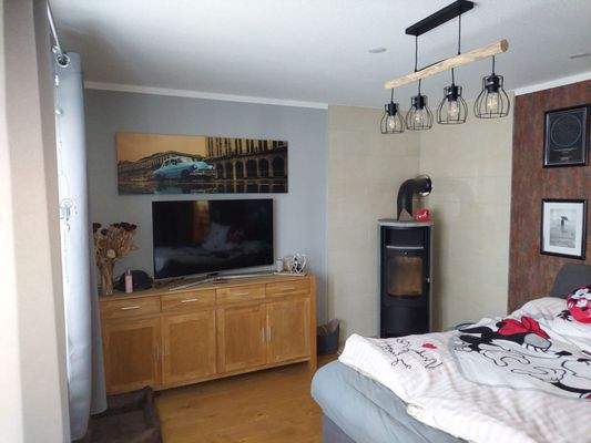 SChlafzimmer/2. WZ EG