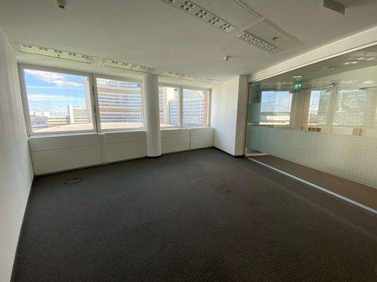 20250917_1220_Andromeda Tower_8OG_ANF (5)