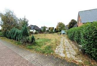 Grundstück von vorne