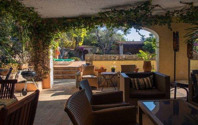 Überdachter Chill-out Bereich