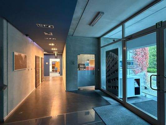 Innenrundgang - Büroflächen