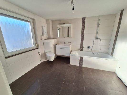 Badezimmer im Obergeschoss