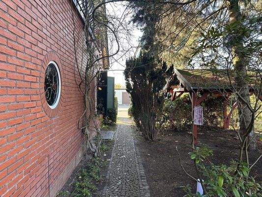 Haus-Grundstück 23.JPG