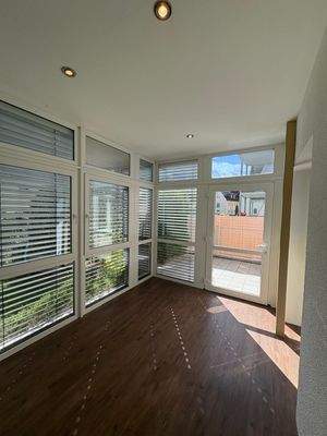 Wintergarten mit Zugang Terrasse EG