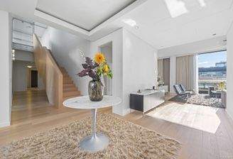 2025-09-15-S01408-Schottenring 22, 1010 Wien-005