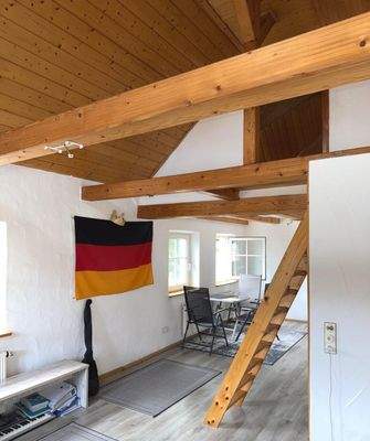 DG_Studio mit Zugang Büro