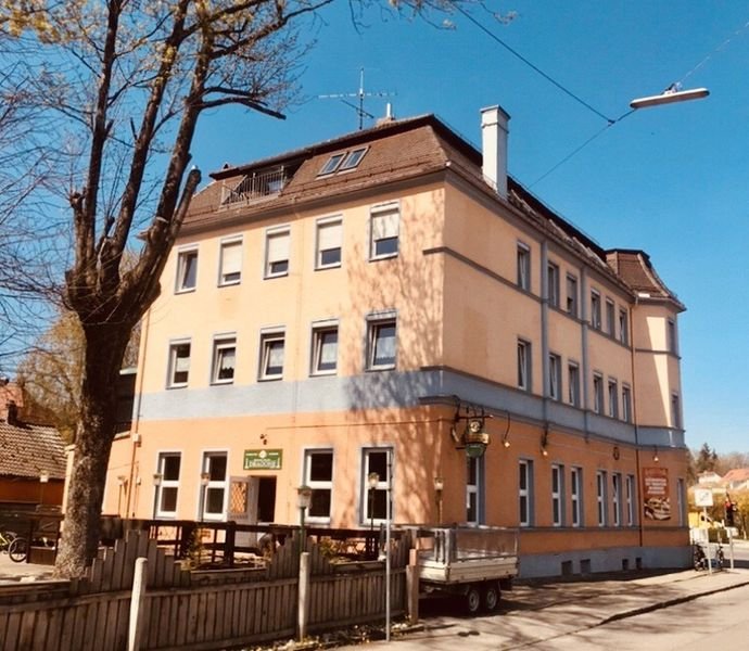 6 Zimmer Wohnung in Augsburg (Göggingen)
