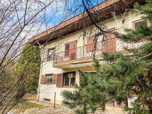 6C82A7BC-4C35-4815-9884-1C5EFABDF6B1