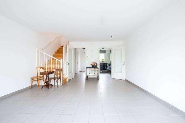 großer Wohn-und Essbereich