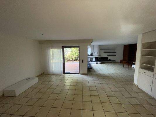 Blick in den Wohn- Essbereich (1)