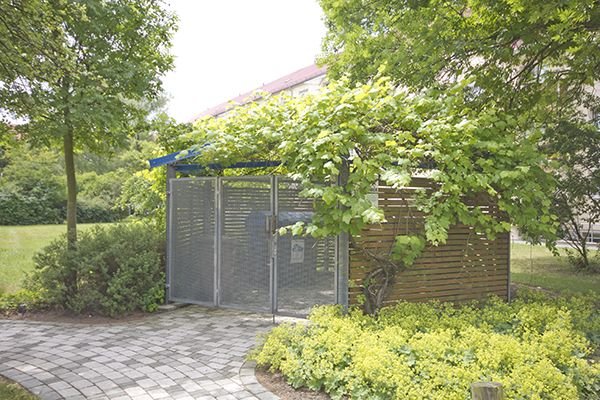 Müllcontainerhaus