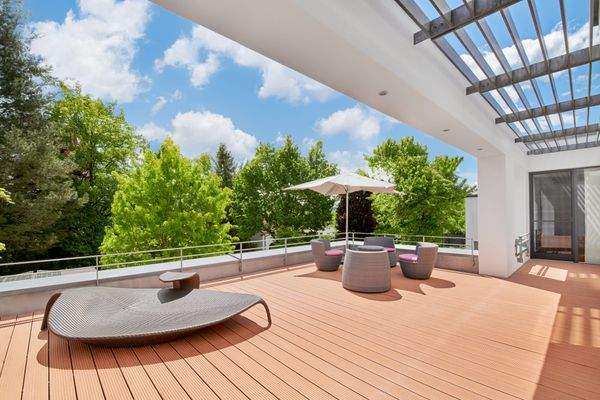 Dachterrasse mit Urlaubsfeeling