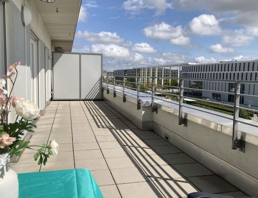 Südterrasse Blick Riem-Arcaden