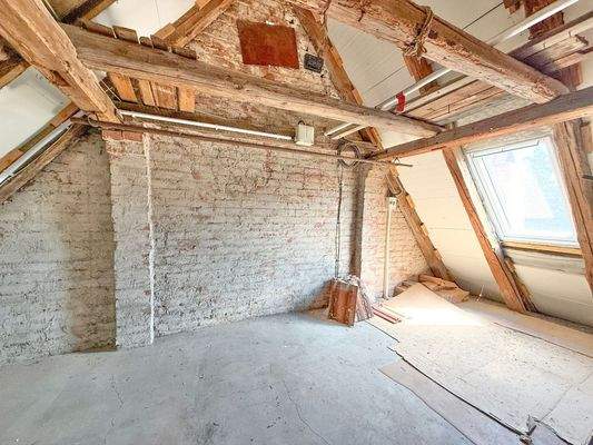 Ausbaureserve DG | linkes Gebäude