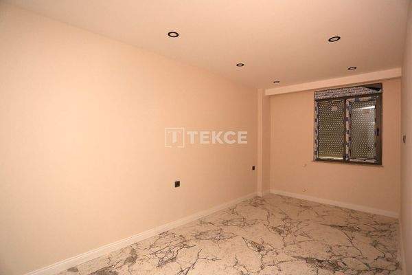 Apartment in a Complex with Pool Close to the Beach in Konyaaltı