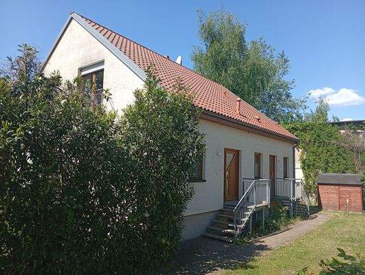 Blick auf die Eingänge im Erdgeschoss.jpg