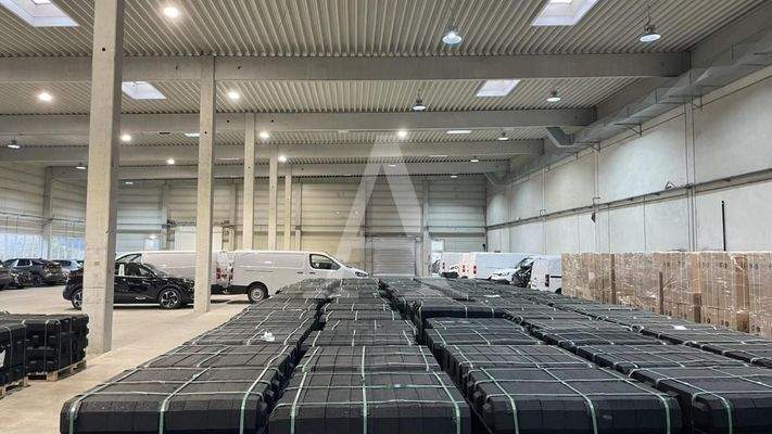 Produktionshalle Innenansicht