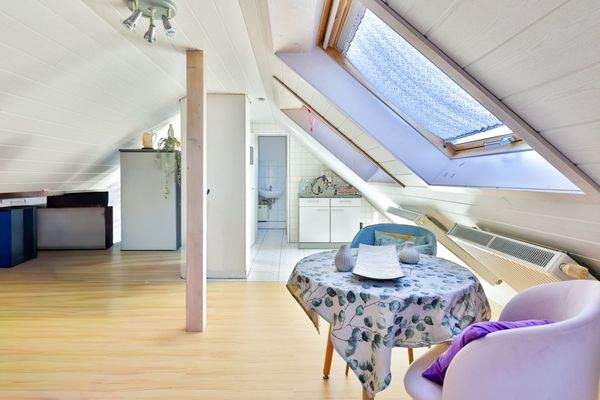 Helle DG-Wohnung – Wohlfühlambiente unter dem Dach