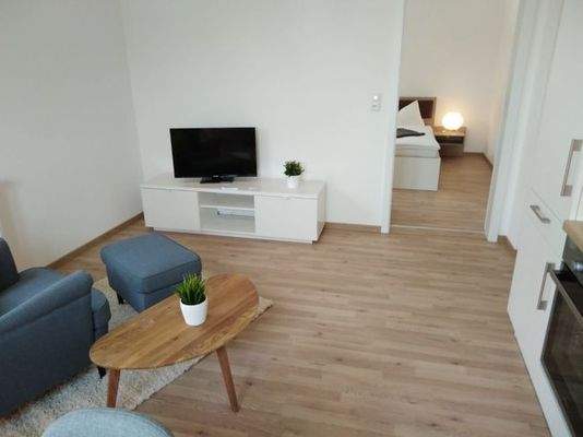 daneben: das Schlafzimmer