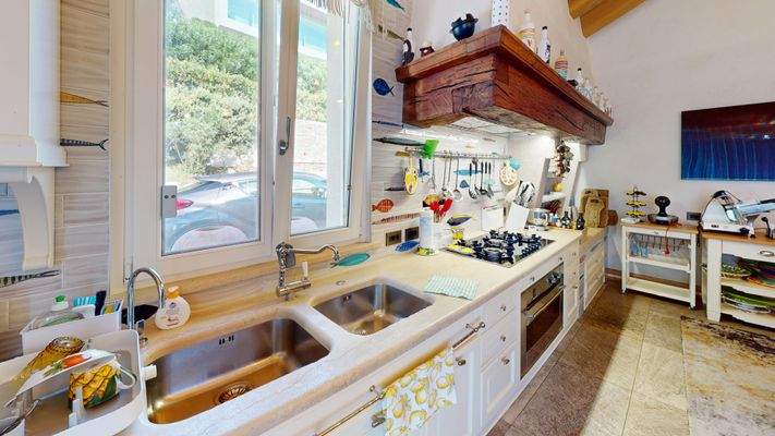 NA-072-17-Villa-di-lusso-vista-lago-a-Padenghe-del