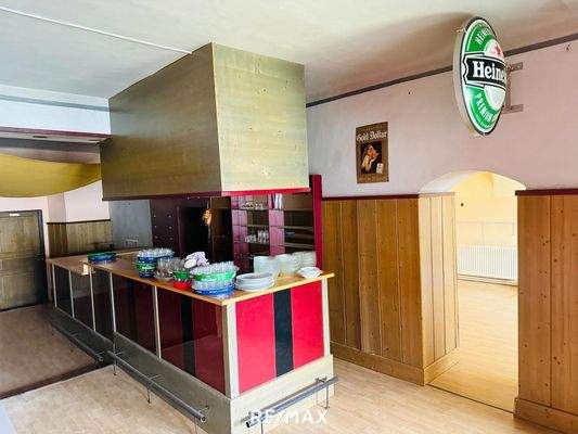 Extra Lokal Cafe Bar