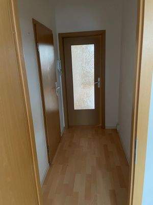 Flur (Blick aus SZ).jpg