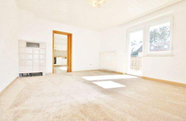 Wohnzimmer - Wohnung - Nr. 2 - Altbau  (OG)