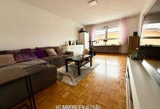 Wohnzimmer mit Zugang Essbereich