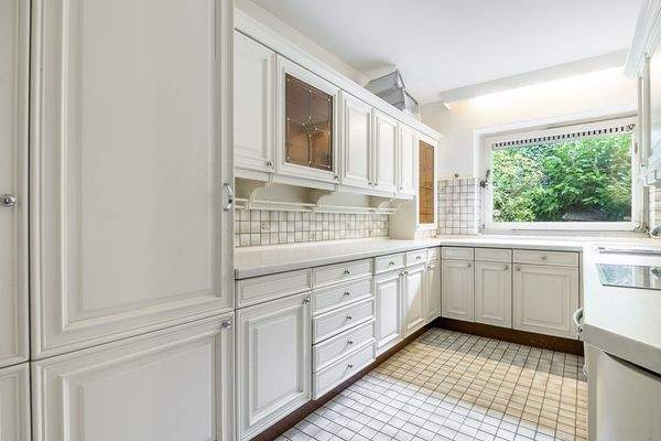 Hummelsbüttel-Einfamilienhaus-auf-großzügigem-Grundstück-in-begehrter-Lage-35