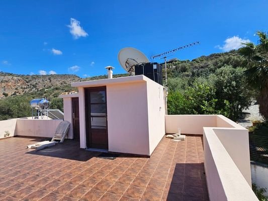 Kreta, Milatos: Schönes Haus mit Panoramablick zu vekaufen