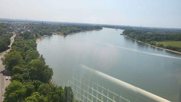 Wohnung direkt am Rhein