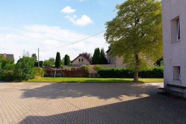 Hof Stellplätze Gemeinschaftsbereich