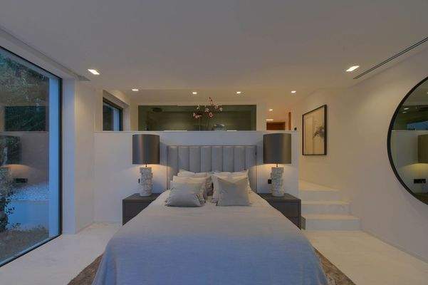 Master-Bereich mit Bad-en-Suite