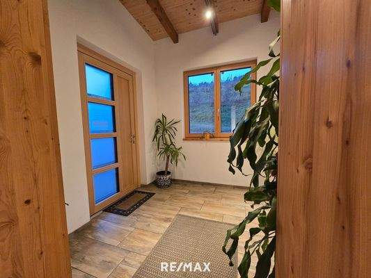 Eingang im Zwischengeschoss