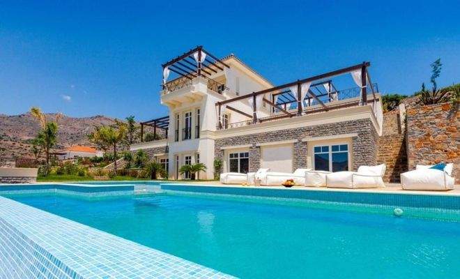 Kreta, Schisma Eloundas: Luxusvilla am Meer mit Pool, Gästehaus, Privatstrand und 5-Sterne-Hotelservice zu verkaufen