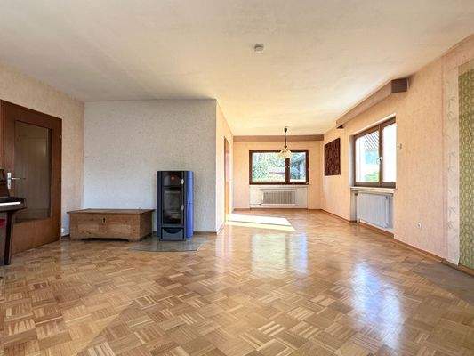 Wohnzimmer mit Kamin