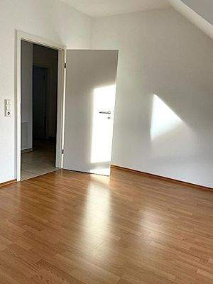 Zimmer 02 Blick Flur