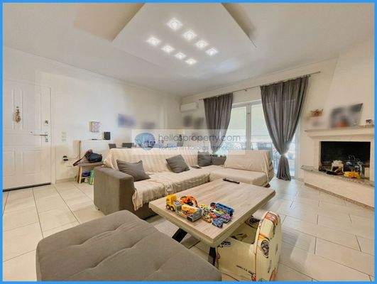 412655e81858466c8726dda380d6b4da-original