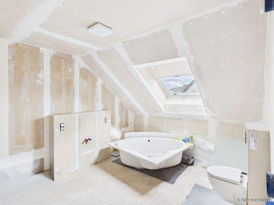 Bad im Obergeschoß