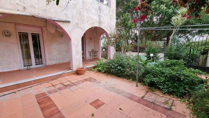 Kreta, Agia Pelagia: Tolles Haus mit 2 Wohnungen zu verkaufen