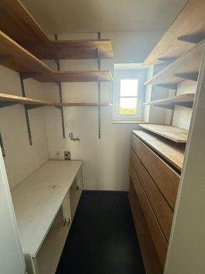 20251014_114837888_iOS