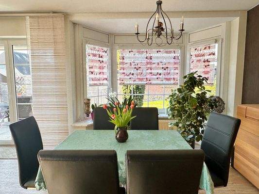 Schön geräumig - auch für eine große Tafel