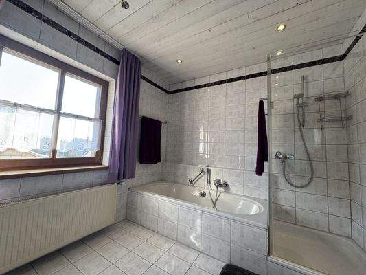 Badezimmer DG