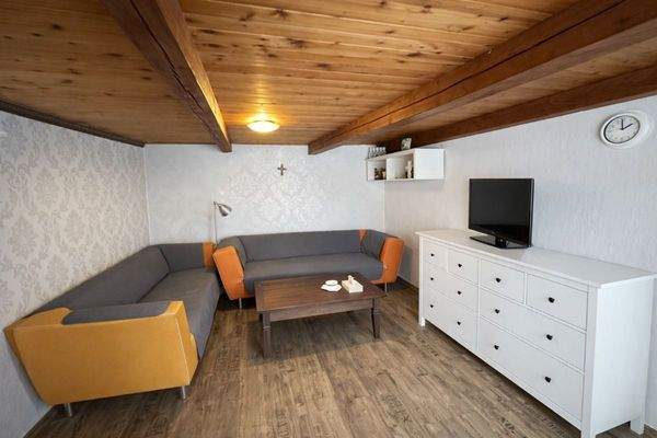 5c40f845-fb8b-4f90-872f-95802f318a41