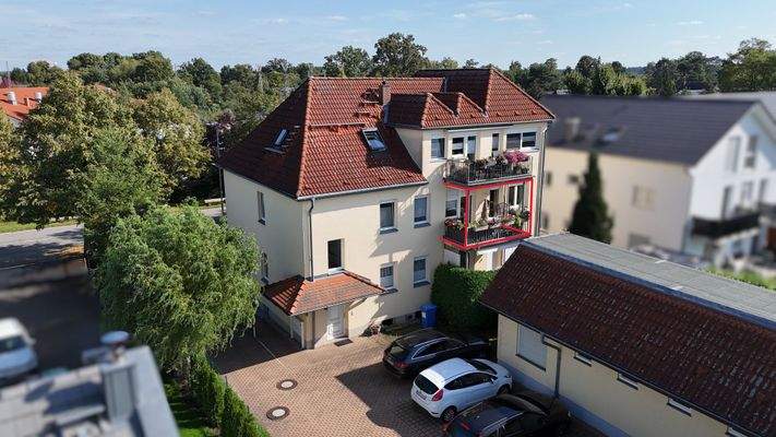 Ansicht Balkon (rot makiert)