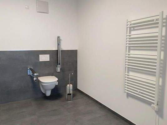 Badezimmer Ansicht 1